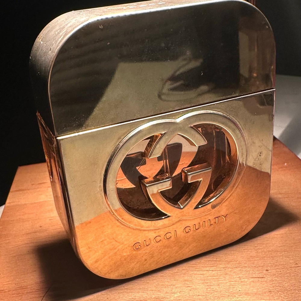 Gucci Guilty Gold Perfume
